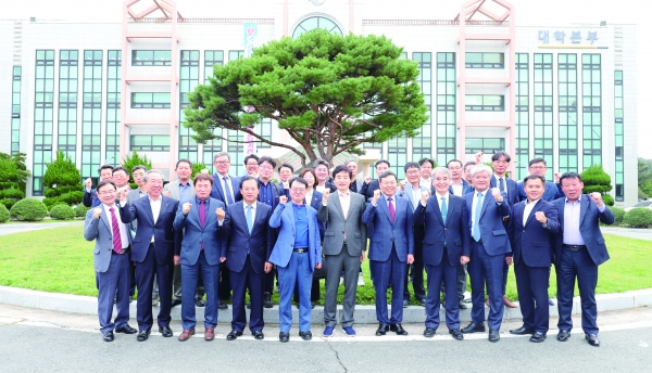 ▶ 경남도립남해대학에서 전국 국공립전문대학총장협의회 2019년 하반기 정기회의가 열렸다.