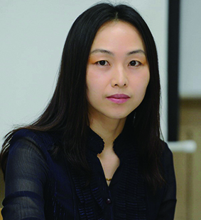 지난해 1월 ‘랑’ 출간 당시 본지에 소개되었던 김문주 작가.
