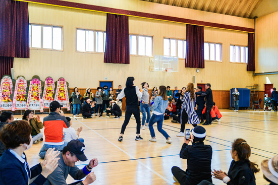이날 행사에서 남상초등학교총동창회 동문들이 팀 게임을 즐기며 화합을 다졌다