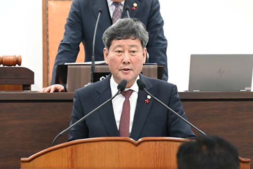 박종식 예산결산특별위원장이 내년 예산안 심의 결과에 대해 설명했다