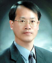 박 성 재한국유배문화연구소장​​​​​​​전 국사편찬위원회 ​​​​​​​사료조사위원